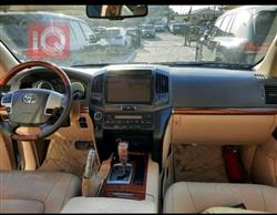 تويوتا لاندكروزر